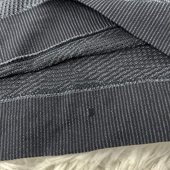 Lululemon Swiftly Breathe Long Sleeve Vented Camo Black / Asphalt Grey - Picture 3 of 4